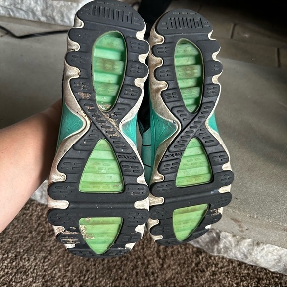 Puma women’s walking athletic shoes size 7 - Picture 7 of 8